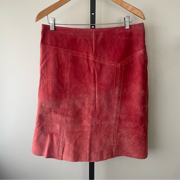 Danier Leather Pink 100% Suede Leather Midi Skirt Size 12 - Picture 4 of 8